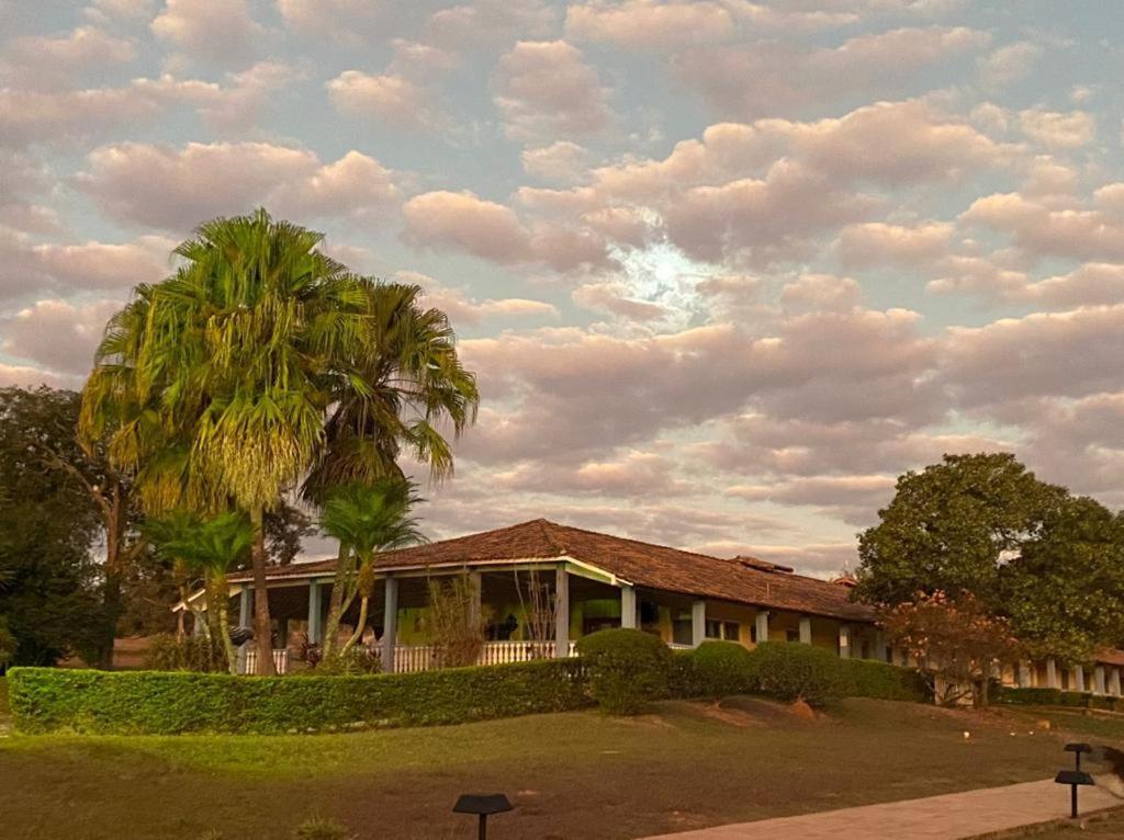 Sertao Veredas Hotel Fazenda Paraopeba Buitenkant foto